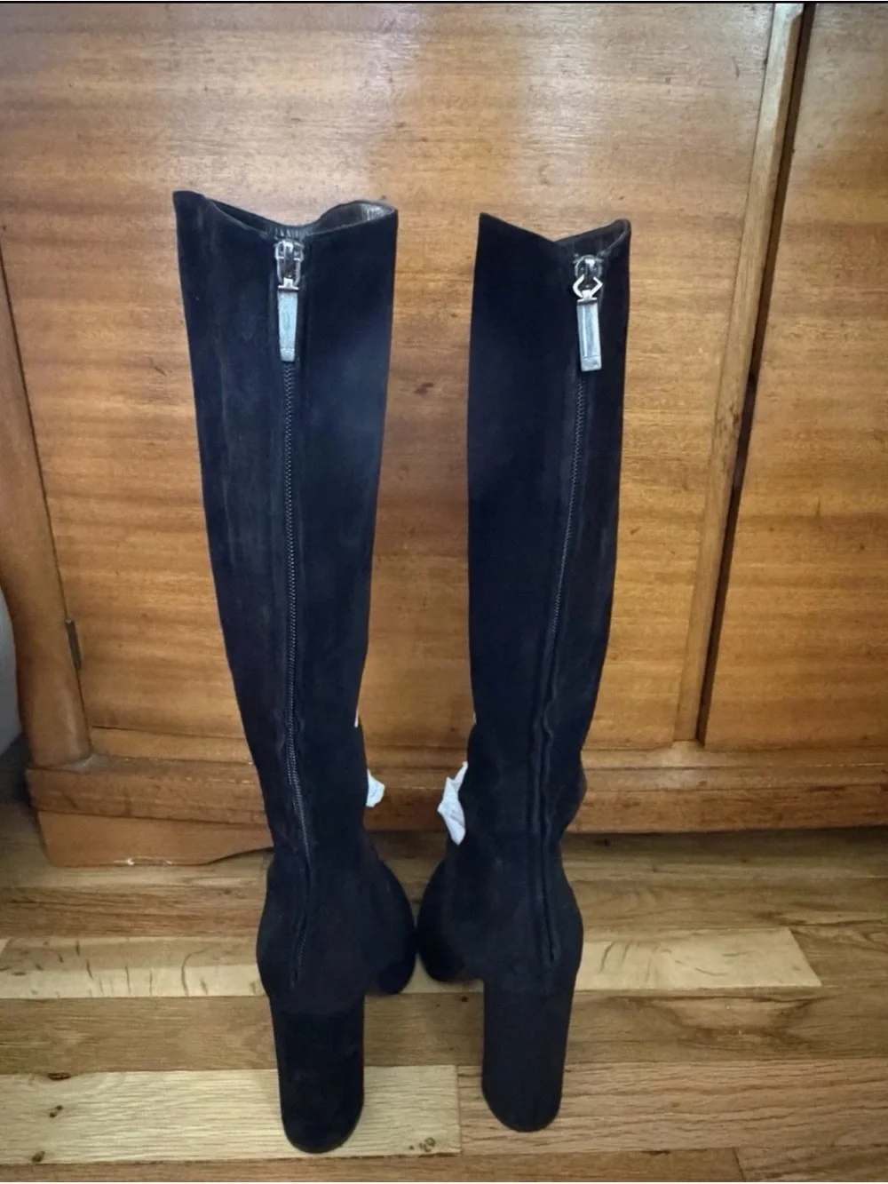 Saint Laurent dramatic over